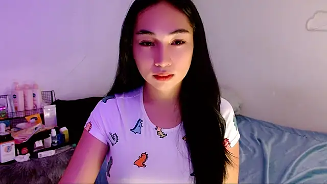 SweetLilly 18 online show from 09-27-25, 03:33