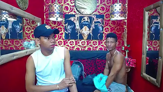 Snapshot of PEINBOYS chatting on 02-05-25, 06:59 PEINBOYS online show from 02-05-25, 06:59