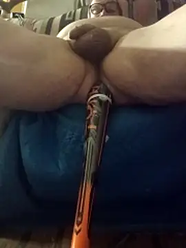 klamper online show from 12-19-25, 02:57