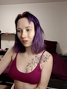 Frost foxy online show from 12-13-24, 10:41