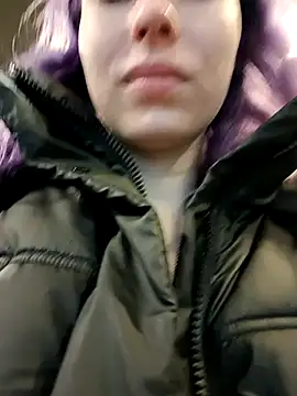 Frost foxy online show from 02-12-25, 06:40