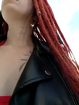 Frost foxy online show from 09-26-25, 02:26