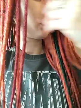 Frost foxy online show from 10-15-25, 02:22