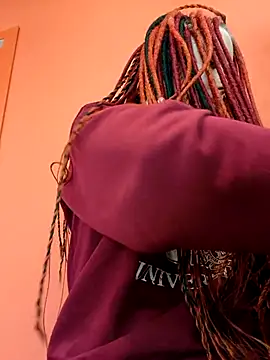 Frost foxy online show from 10-17-25, 02:26