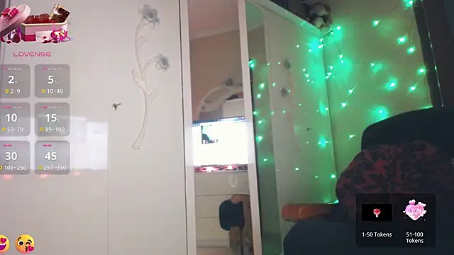 Snapshot of icelady77 chatting on 01-19-25, 06:32 icelady77 online show from 01-19-25, 06:32