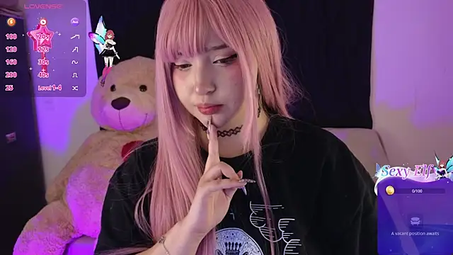 Snapshot of KuroChan420 chatting on 12-12-24, 09:08 KuroChan420 online show from 12-12-24, 09:08