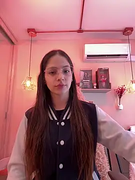 Zoe Bae online show from 03-07-25, 10:21