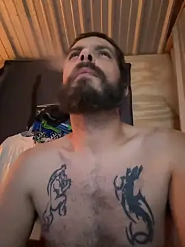 Snapshot of Sitonmyface2020@xh chatting on 10-24-25, 11:17 Sitonmyface2020xh online show from 10-24-25, 11:17