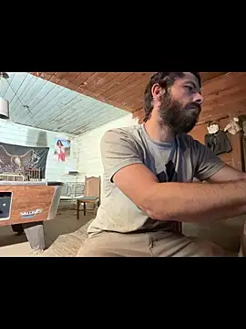 Snapshot of Sitonmyface2020@xh chatting on 11-10-25, 02:43 Sitonmyface2020xh online show from 11-10-25, 02:43