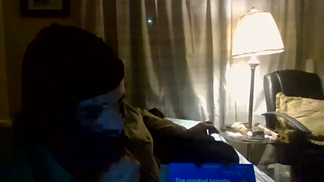 Snapshot of Sitonmyface2020@xh chatting on 12-16-25, 04:17 Sitonmyface2020xh online show from 12-16-25, 04:17