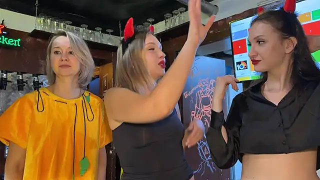 dirtypub online show from 10-31-25, 01:23