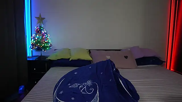 Snapshot of TiffanyPierce chatting on 12-30-24, 12:11 TiffanyPierce online show from 12-30-24, 12:11