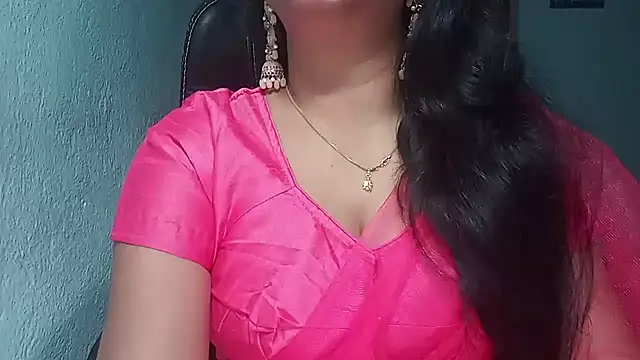 Snapshot of YourModhu chatting on 12-05-24, 06:11 YourModhu online show from 12-05-24, 06:11