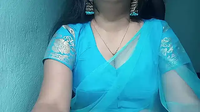 Snapshot of YourModhu chatting on 12-27-24, 06:10 YourModhu online show from 12-27-24, 06:10