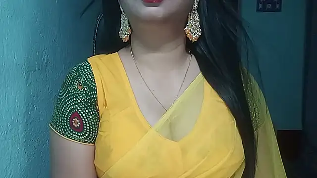 Snapshot of YourModhu chatting on 11-09-25, 06:06 YourModhu online show from 11-09-25, 06:06