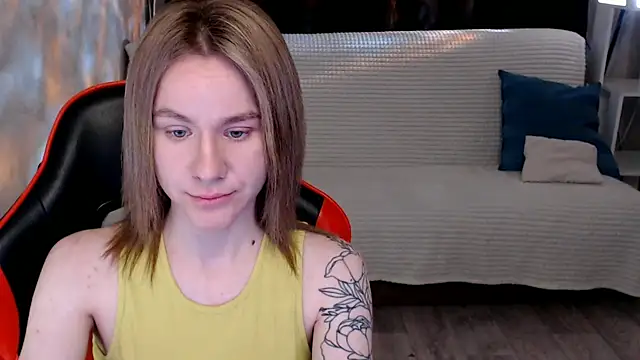 Snapshot of Mila_Jon chatting on 11-30-25, 03:10 Mila Jon online show from 11-30-25, 03:10