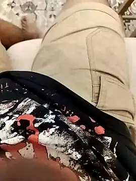 Snapshot of jilat77 chatting on 12-02-25, 03:51 jilat77 online show from 12-02-25, 03:51