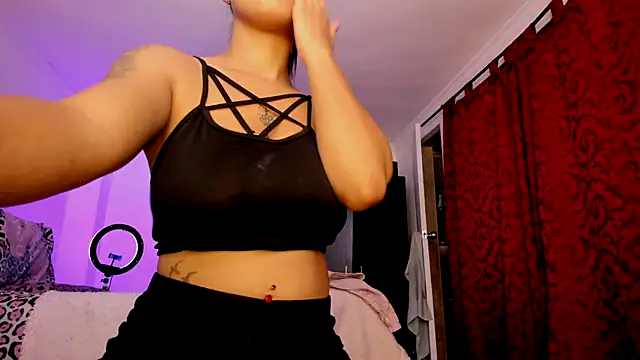 AlondraDiossa03 online show from 01-17-25, 08:44