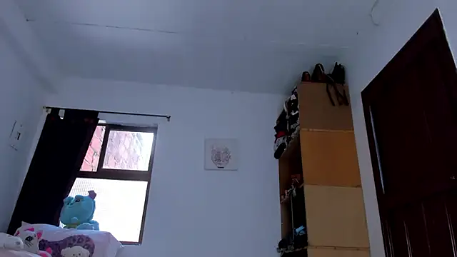 AlondraDiossa03 online show from 09-23-25, 03:37