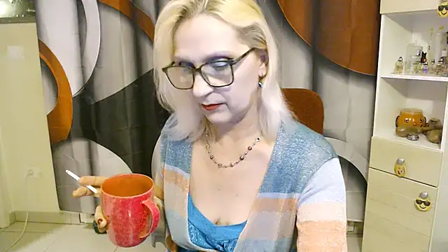 Ala-N-Dala online show from 11-21-25, 08:46