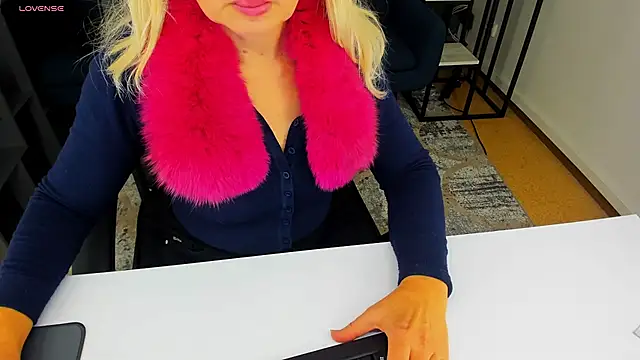 Abby Moore  online show from 01-29-25, 10:16