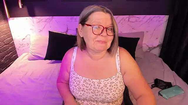 Shannonshine online show from 11-14-25, 05:17