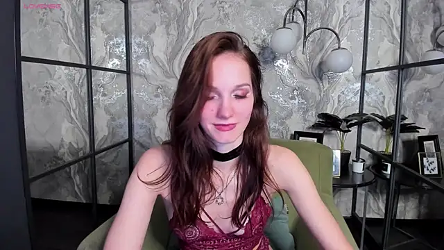 Snapshot of MirandaGlow chatting on 02-27-25, 12:02 MirandaGlow online show from 02-27-25, 12:02