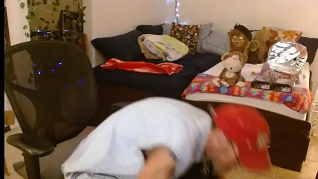 Snapshot of mycock2474u chatting on 02-20-25, 10:59 mycock2474u online show from 02-20-25, 10:59