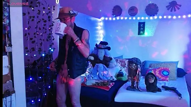 Snapshot of mycock2474u chatting on 03-21-25, 01:34 mycock2474u online show from 03-21-25, 01:34