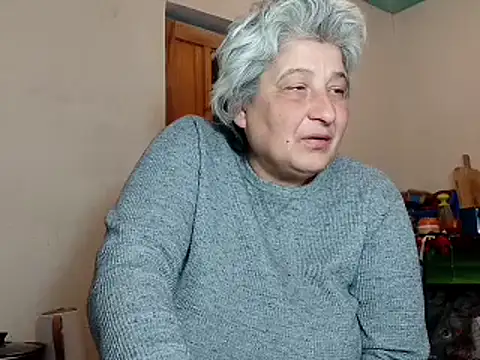 Snapshot of ExquisiteMature chatting on 02-15-25, 11:39 ExquisiteMature online show from 02-15-25, 11:39