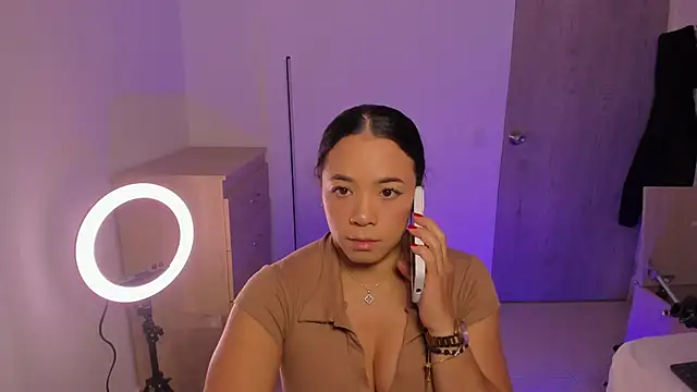 Snapshot of carolgaita chatting on 01-25-25, 10:29 carolgaita online show from 01-25-25, 10:29