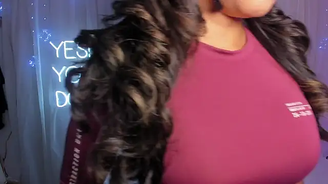 Snapshot of carolgaita chatting on 01-30-25, 12:27 carolgaita online show from 01-30-25, 12:27