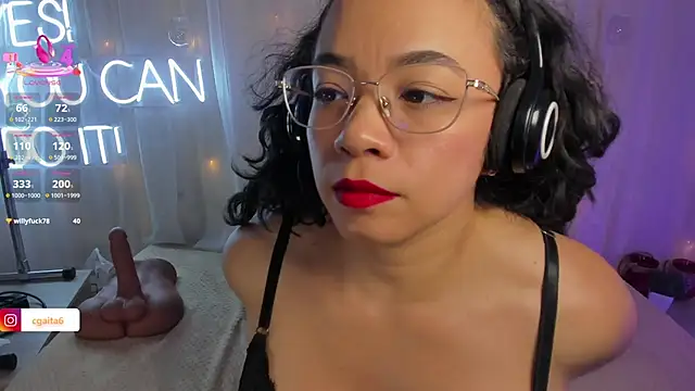 Snapshot of carolgaita chatting on 03-12-25, 02:34 carolgaita online show from 03-12-25, 02:34