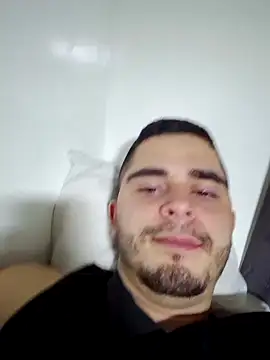 Fuyuichirou online show from 02-04-25, 04:37