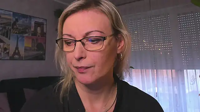 vanessa chat online show from 01-08-25, 02:25