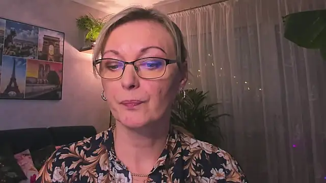 vanessa chat online show from 01-20-25, 05:48