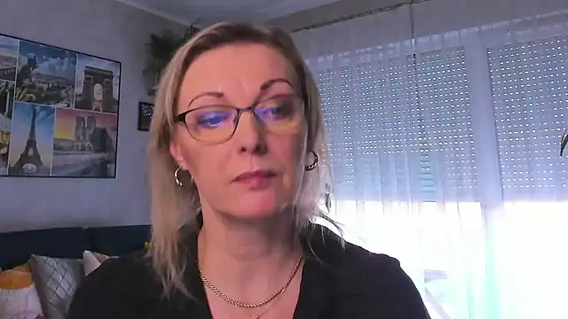 vanessa chat online show from 03-06-25, 02:29