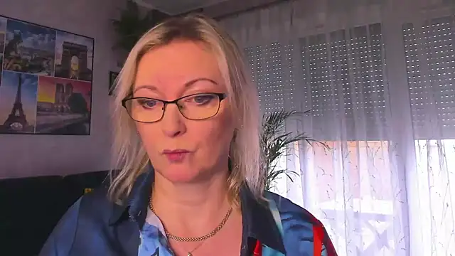 vanessa chat online show from 02-10-26, 02:10