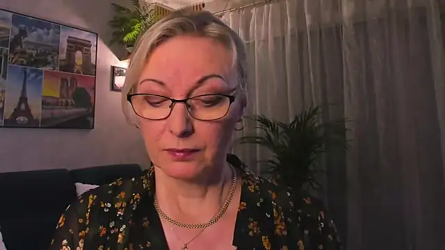 Snapshot of vanessa_chat chatting on 04-19-26, 06:10 vanessa chat online show from 04-19-26, 06:10