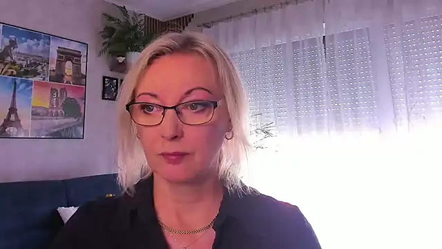 Snapshot of vanessa_chat chatting on 05-04-26, 01:18 vanessa chat online show from 05-04-26, 01:18