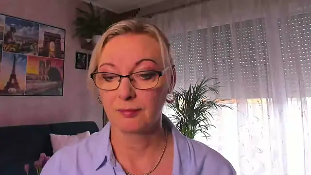 Snapshot of vanessa_chat chatting on 05-06-26, 01:27 vanessa chat online show from 05-06-26, 01:27