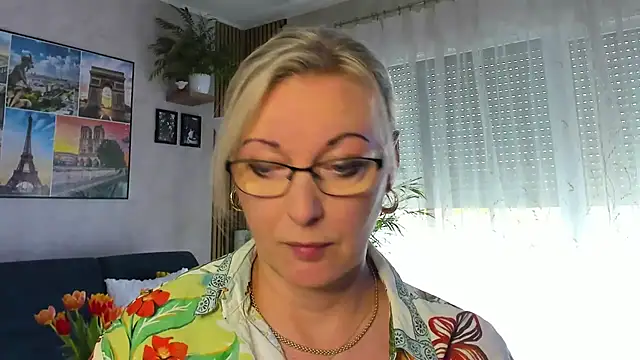 Snapshot of vanessa_chat chatting on 05-13-26, 01:30 vanessa chat online show from 05-13-26, 01:30