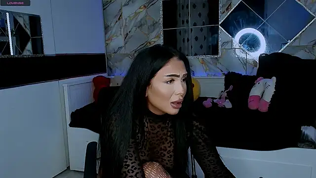 Snapshot of mistress_meryem chatting on 09-20-25, 12:22 mistress meryem online show from 09-20-25, 12:22
