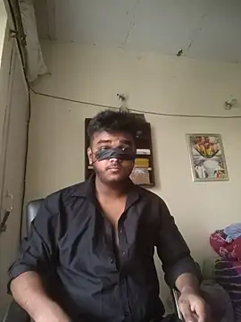 Snapshot of aadi99 chatting on 07-12-26, 11:56 aadi99 online show from 07-12-26, 11:56