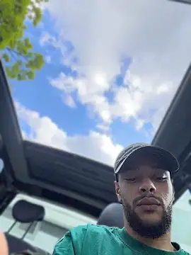 Lionayowe online show from 04-14-26, 02:01