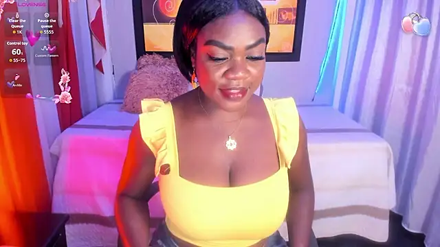 Snapshot of Emabland2 chatting on 02-05-26, 03:44 Emabland2 online show from 02-05-26, 03:44