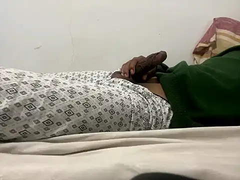 chicosexhot25 online show from 12-15-24, 02:30