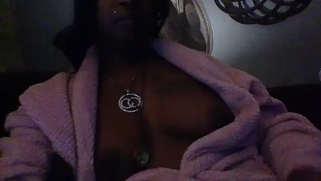 Snapshot of msdeedee chatting on 12-03-25, 11:36 msdeedee online show from 12-03-25, 11:36