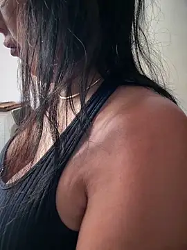 TiffanyRoxx online show from 06-05-26, 10:10