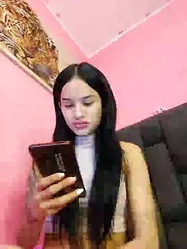 Snapshot of secretgreisy_ chatting on 12-09-24, 07:39 secretgreisy online show from 12-09-24, 07:39